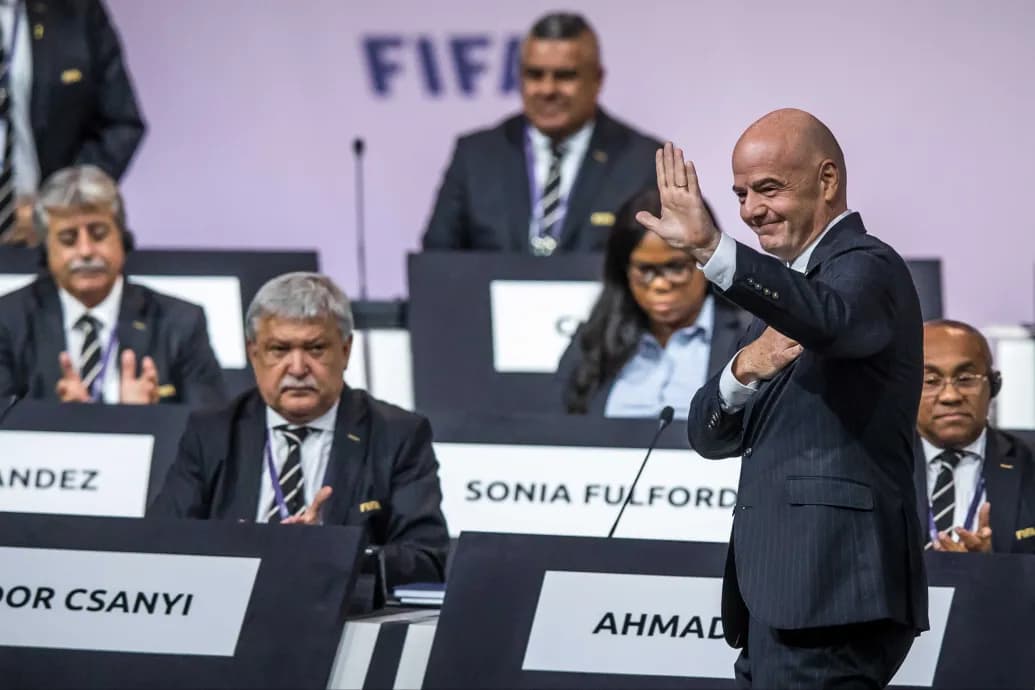 Csányi Sándor elfogadhatatlannak tartja Gianni Infantino tervét a foci-vb-k kiásításáról