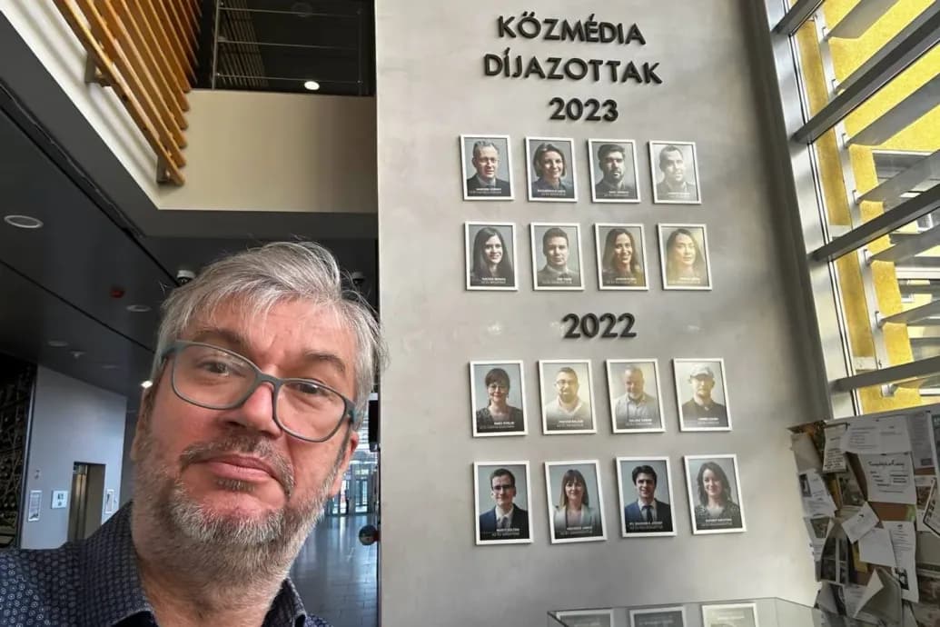 Nyolc év után ismét bejutott a közmédia épületébe Hadházy Ákos, most egy műsorba hívták meg