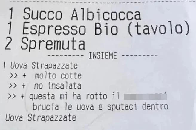 Visszavették az étterembe a pincért, aki a vendég ételére köpésre biztatott