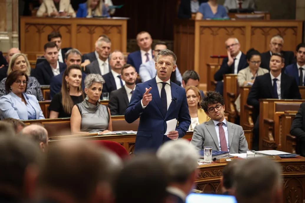Magyar Péter megnyitja a parlament őszi ülésszakát