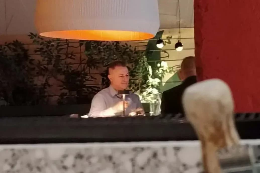 Hadházy Ákos szerint egy budapesti étteremben fotózták le a körözött volt északmacedón miniszterelnököt