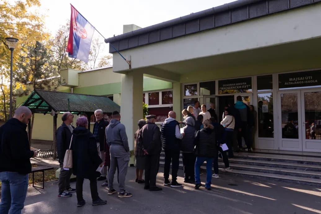 Vučić elismerte pártja vereségét a rekordmagas részvétellel zárult szerbiai választáson
