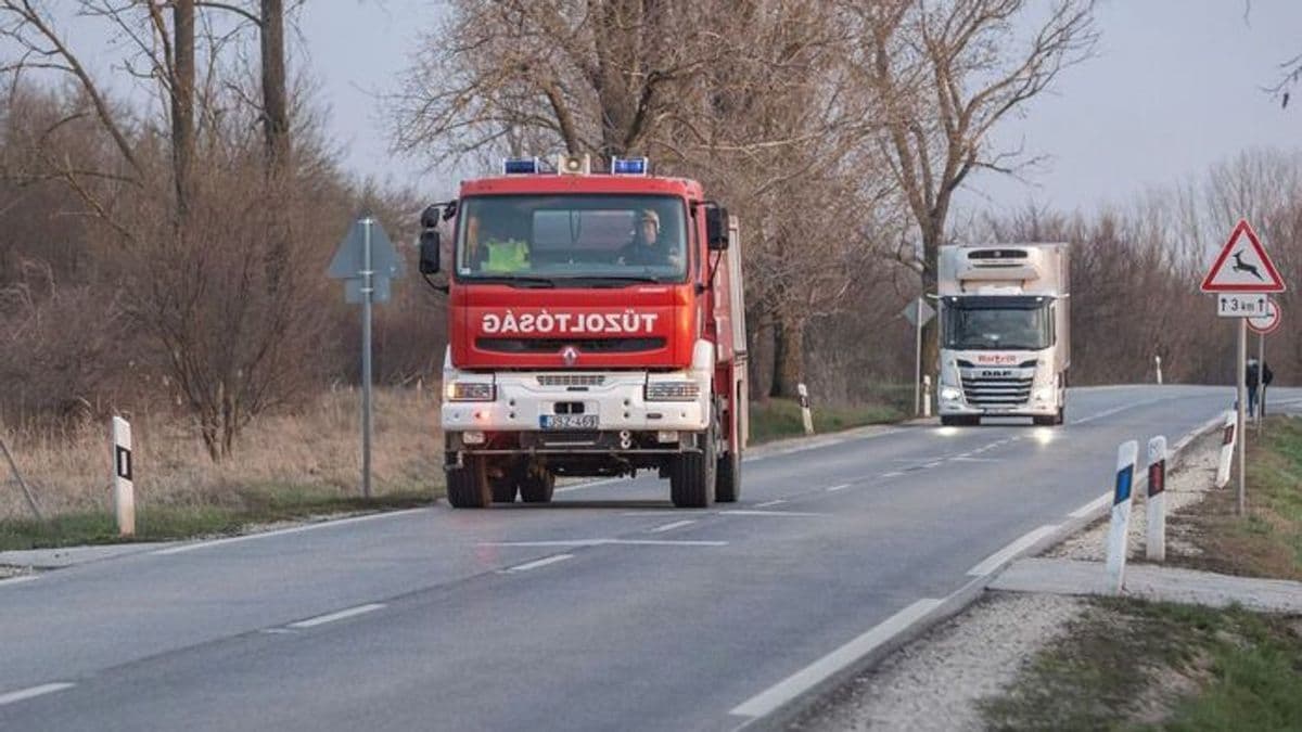 Baleset történt Sátoraljaújhelynél, négyen utaztak az autókban