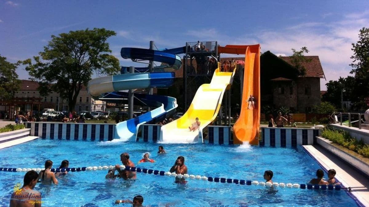 Hétvégi strandkörkép: ennyibe kerül a fürdőzés Miskolcon és Borsodban