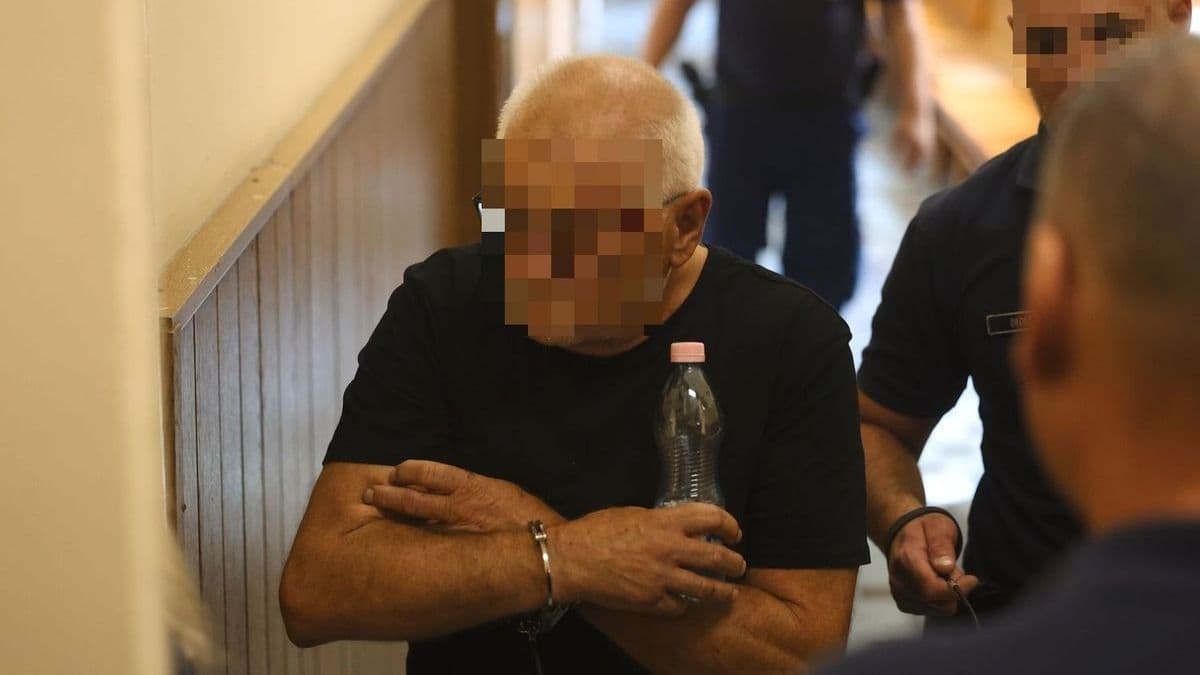 Végleges: döntött a lengyel buszsofőr sorsáról a miskolci bíróság – fotókkal
