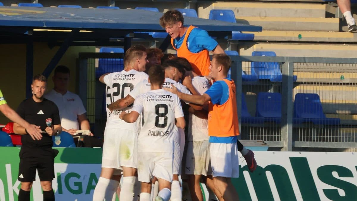 Büntető, kiállítás és kapufa: parázs meccsen mentett pontot a borsodi klub