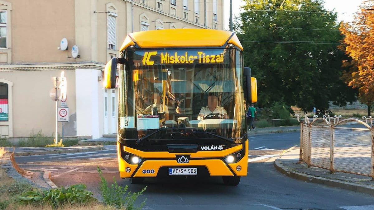 Itt megszűnt a vágányzár és visszatértek a vonatok!
