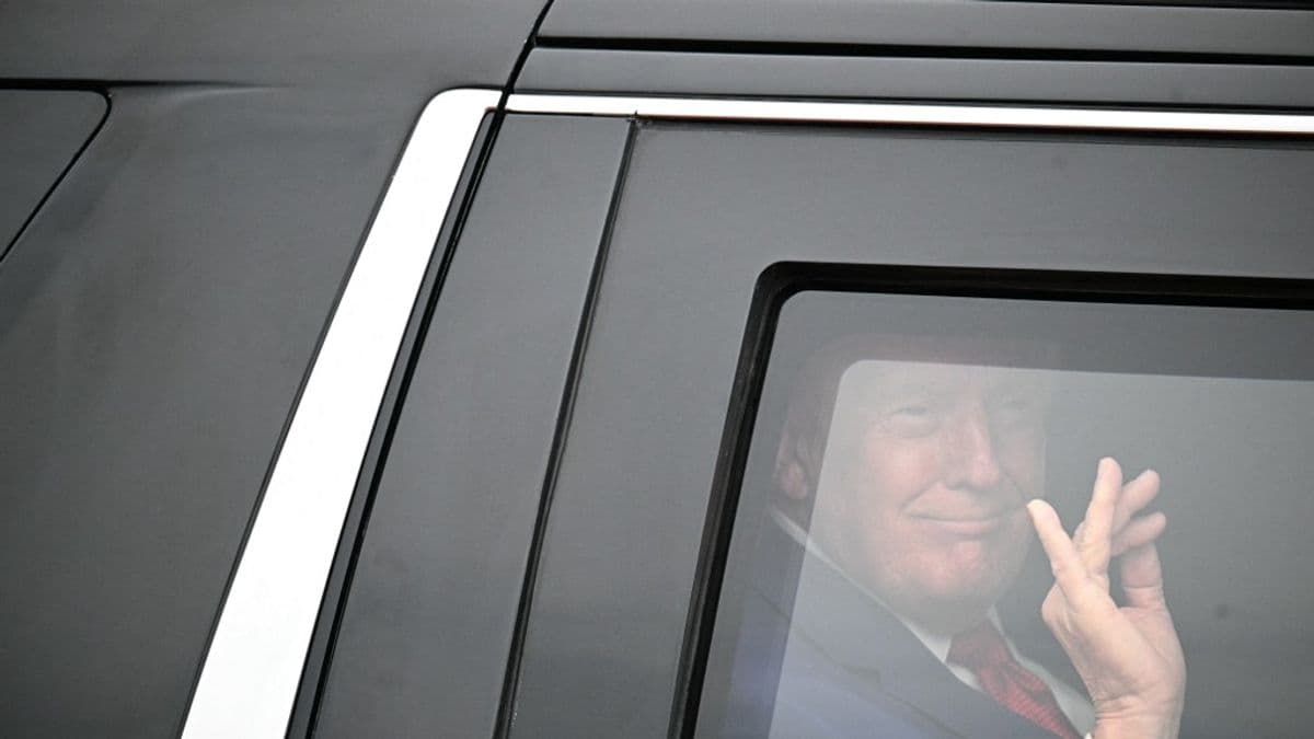 Trump különös vallomása: lehet, hogy éppen a menekítő gép volt a veszélyesebb