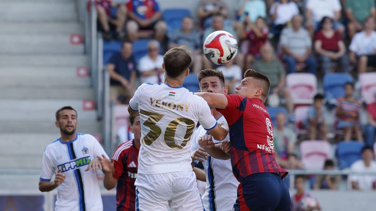 Ötször is villant a piros lap a Szeged-Csanád GA bajnokiján