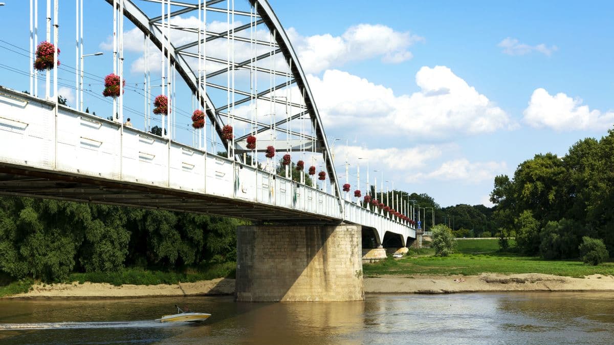 Hirtelen lehűlés vagy napsütés? Ez vár ránk holnap