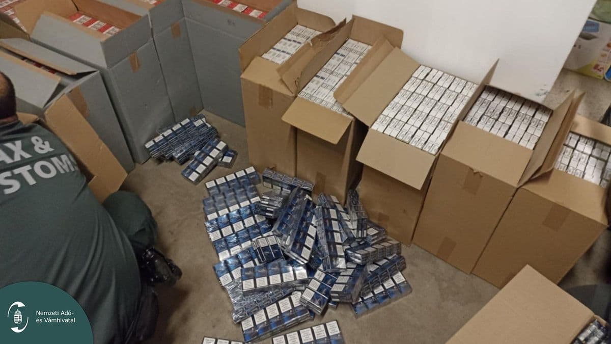 36 ezer doboz cigaretta és 321 kiló dohány – hatalmas fogás Fejérben