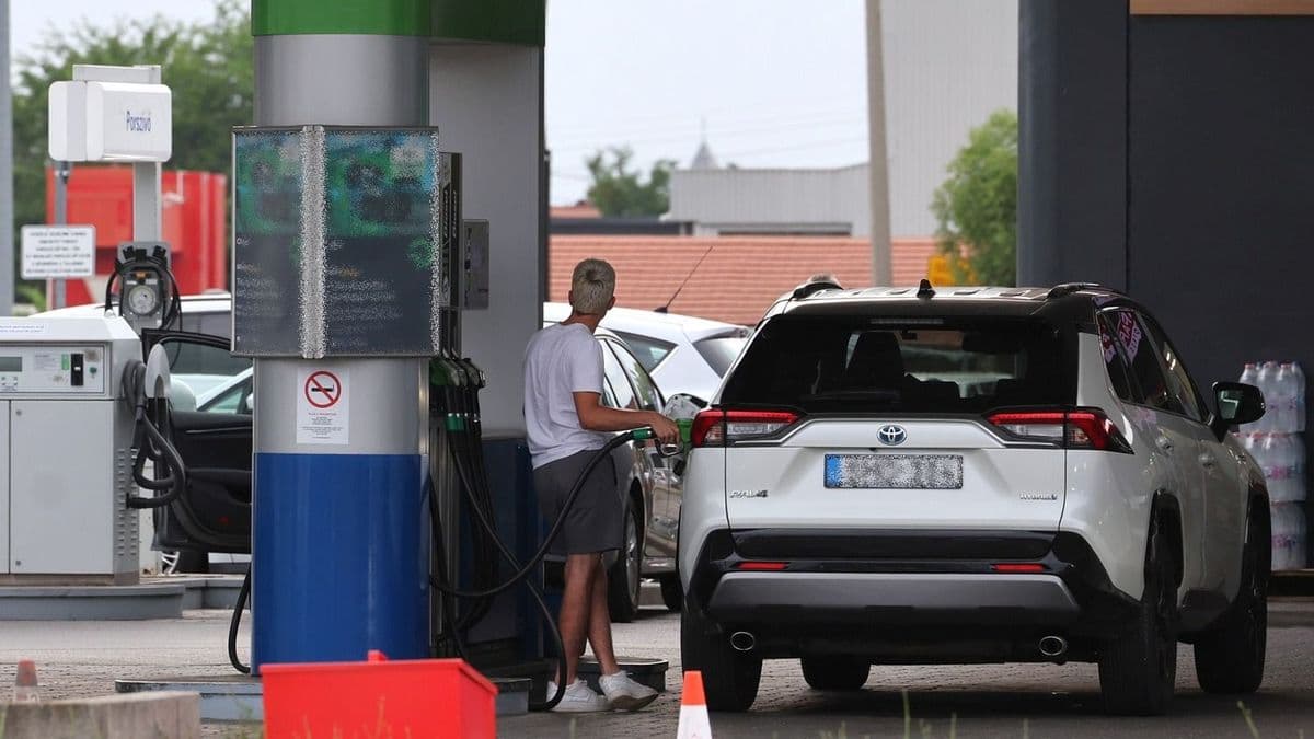 Korlátozást vezettek be a benzinkúton – az árak pedig nőnek...