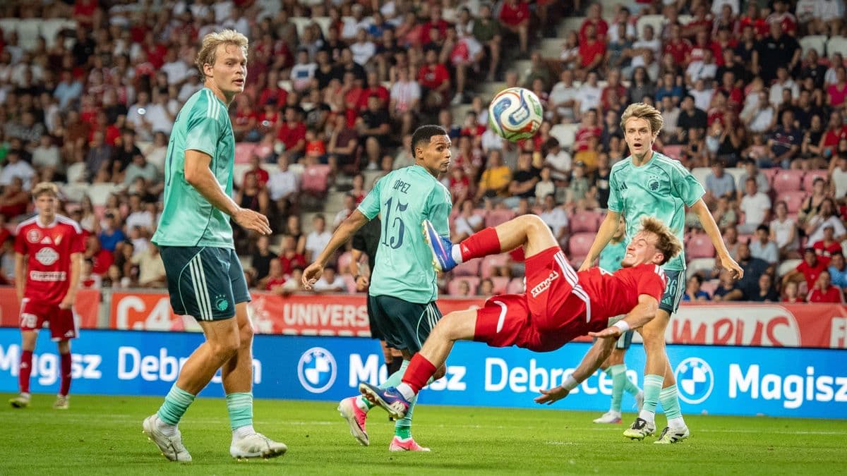 Így küzdöttek a fiúk! Itt vannak a DVSC-Kobenhavn összecsapásának fotói!