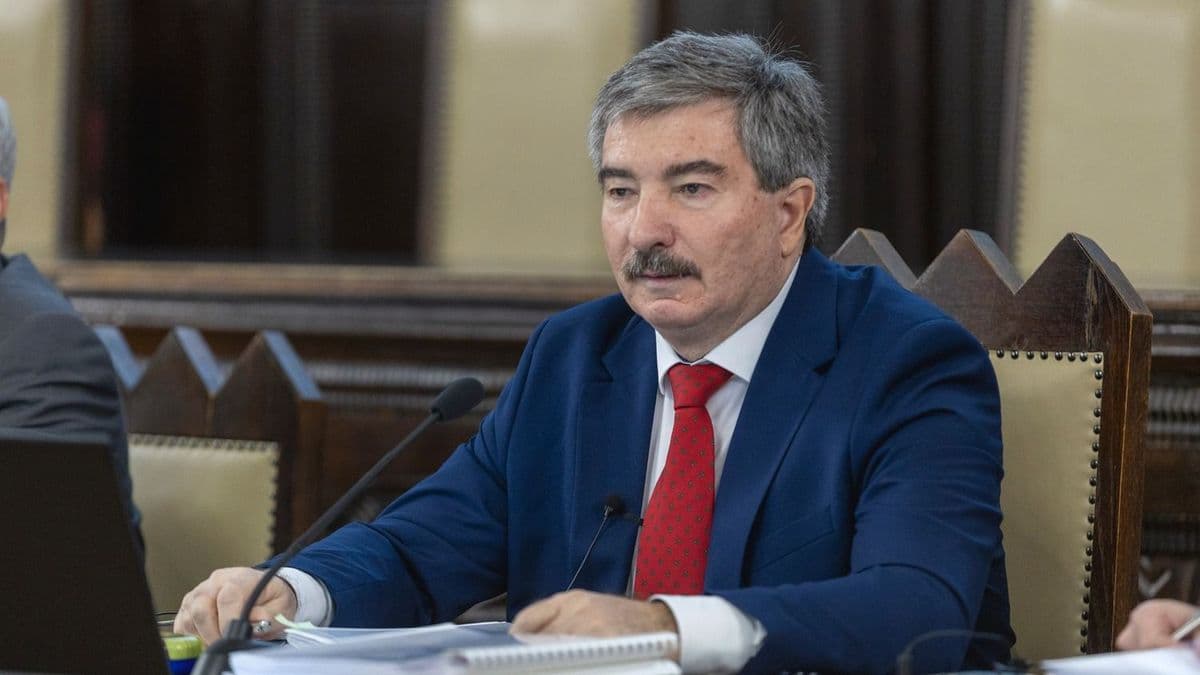 Részletes adatokkal cáfolta a hajdú-bihari elnök Magyar Péter kijelentéseit