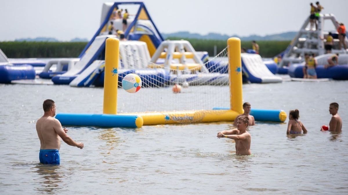 Ezt senki sem akarta: a vízhiány miatt lezártak több népszerű elemet a Tisza-tónál