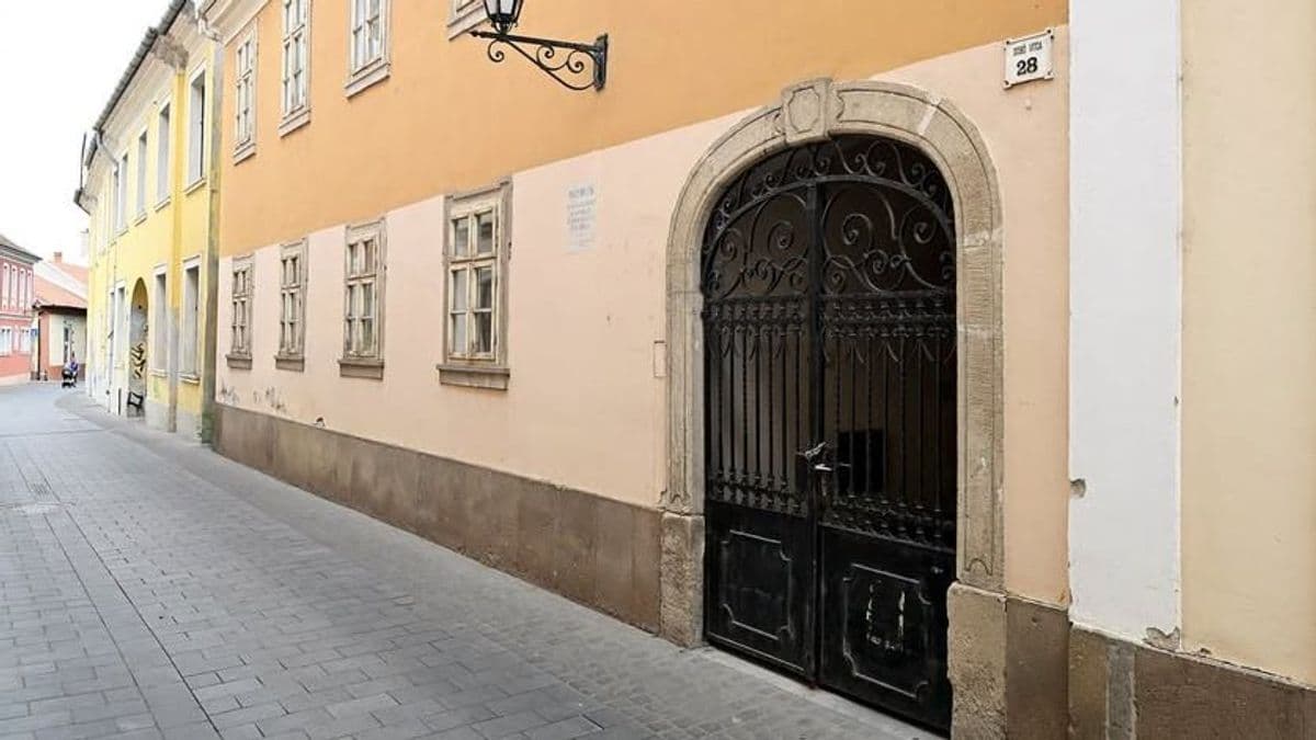 Ismét megtöltik kultúrával a patinás egri épületet