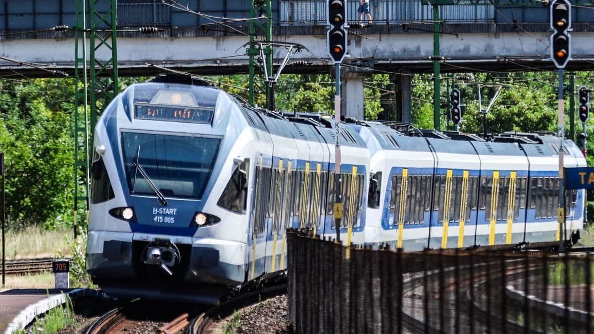 Friss: megállt a győri fővonal, Tatabánya és Tata között nem közlekedhetnek a vonatok