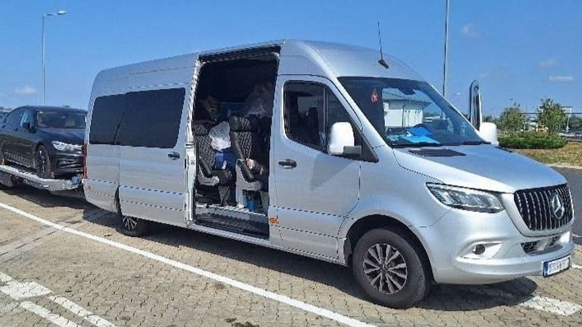 Döbbenetes túlsúllyal kapták el az M1-esen: 780 ezer forintos bírság lett a vége - fotó