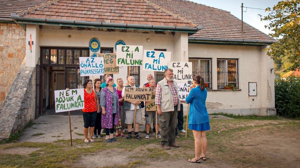 Megnősült a Mi kis falunk sztárja, több mint két évtizede alkotnak egy párt feleségével
