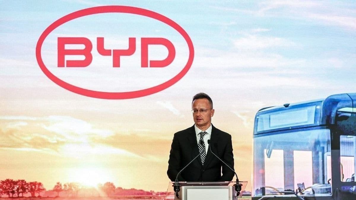 BYD: Szijjártó Péter már Szeged polgármesterét is felhívta