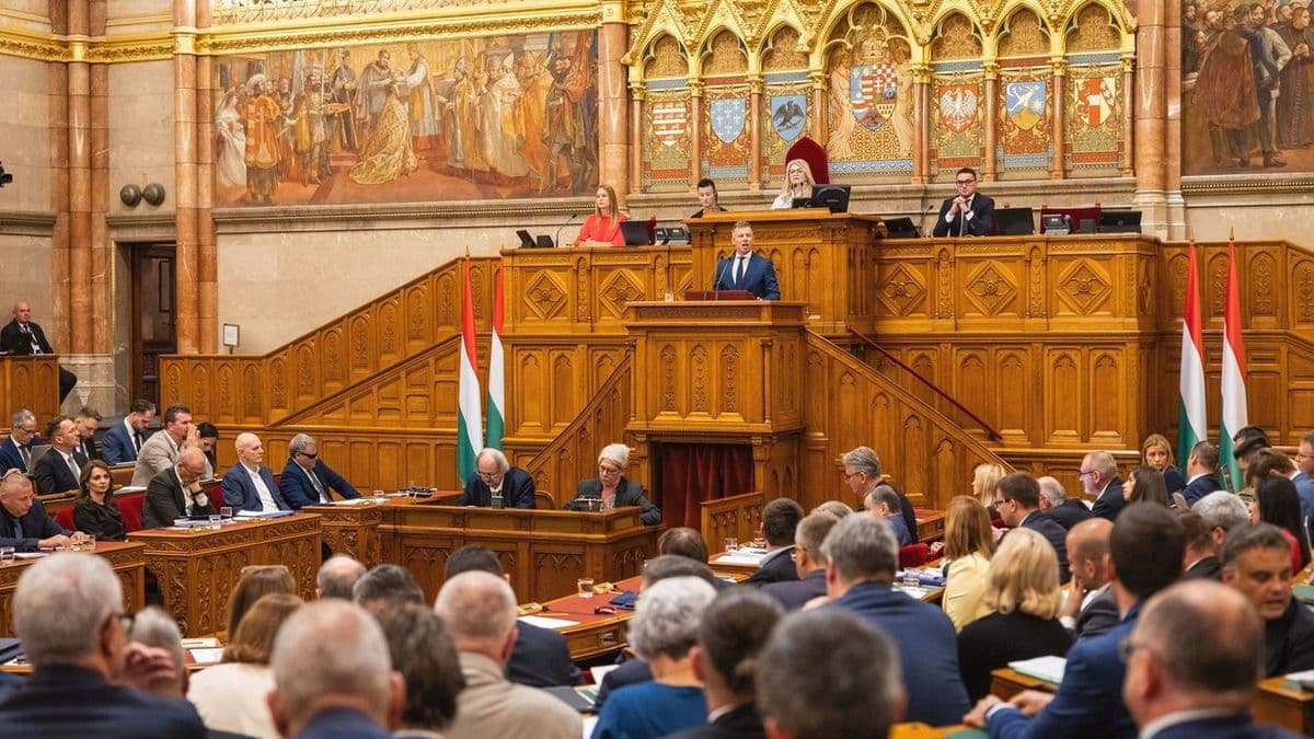 Reagált Magyar Péter a vádakra, miután a Tisza és a Fidesz közötti paktummal támadták