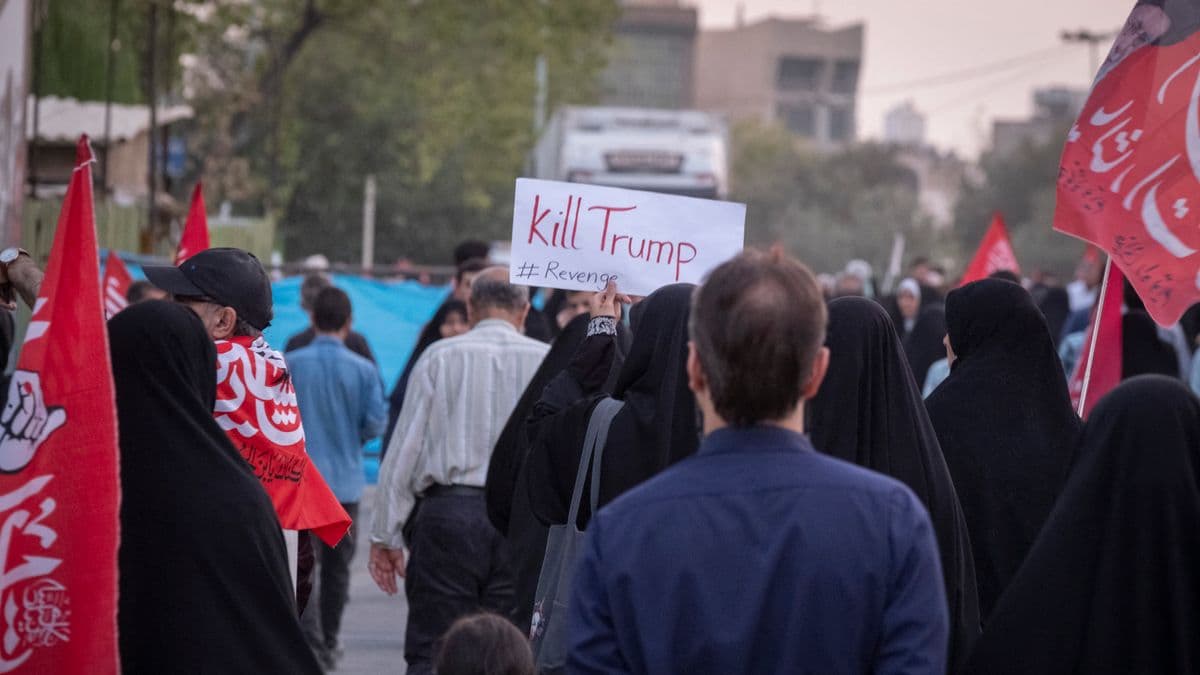 „Egyetlen csepp olaj sem jut át!” – órákon belül robbanhat a Közel-Kelet, Irán végzetes fenyegetést küldött a világnak