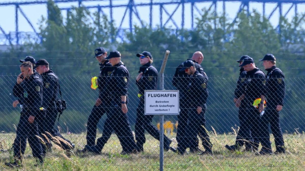 Az ukrán háborúhoz lehet köze a robbanóanyaggal megpakolt reptéri drónnak