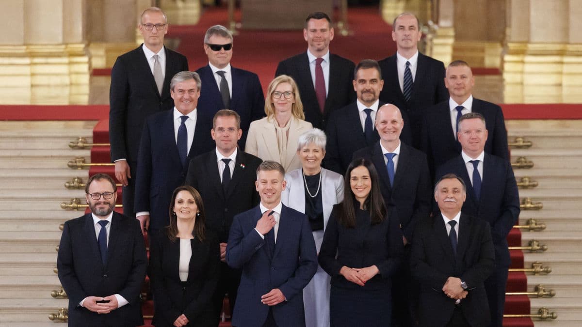 Nyílt levélben tiltakozik Schiffer András és más baloldaliak a kormány külpolitikája ellen