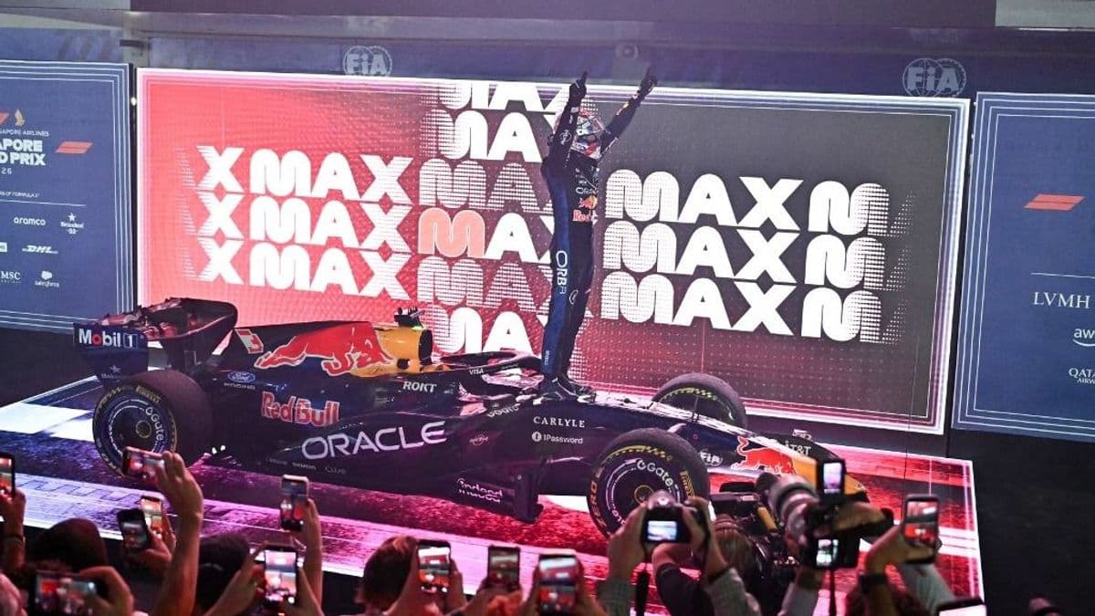 Verstappen győzött Szingapúrban, Antonelli nagy lépést tett a világbajnoki cím felé
