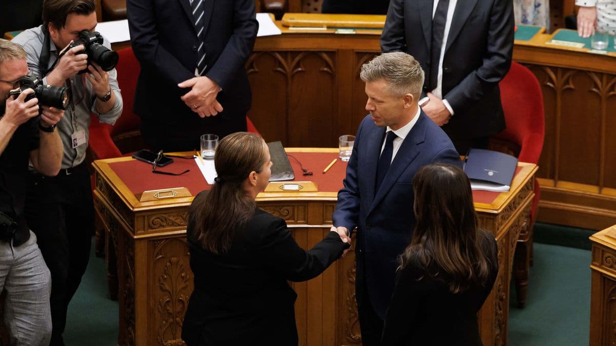 Megvannak az új ÁVH elnökhelyettes-jelöltjei, kedden dönthet is a parlament