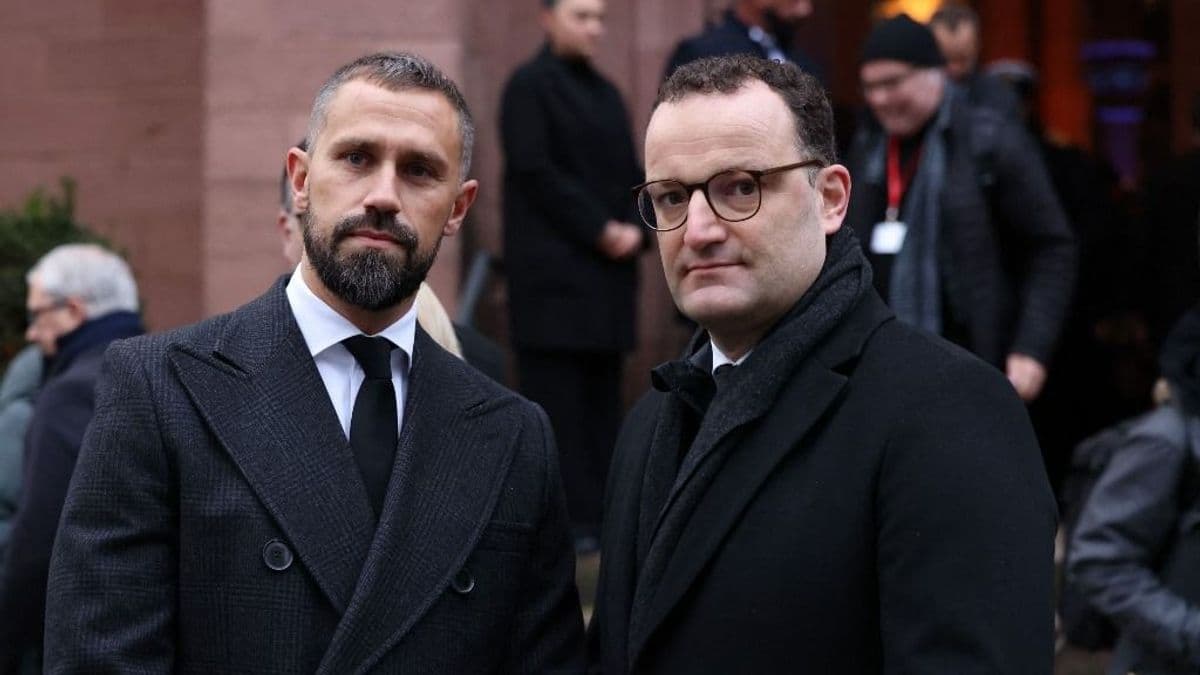 A 25 százalékos Fideszt lesajnáló kormányfő megtalálta legtekintélyesebb hivatkozási alapját: egy 20 százalékon álló kormánypártot