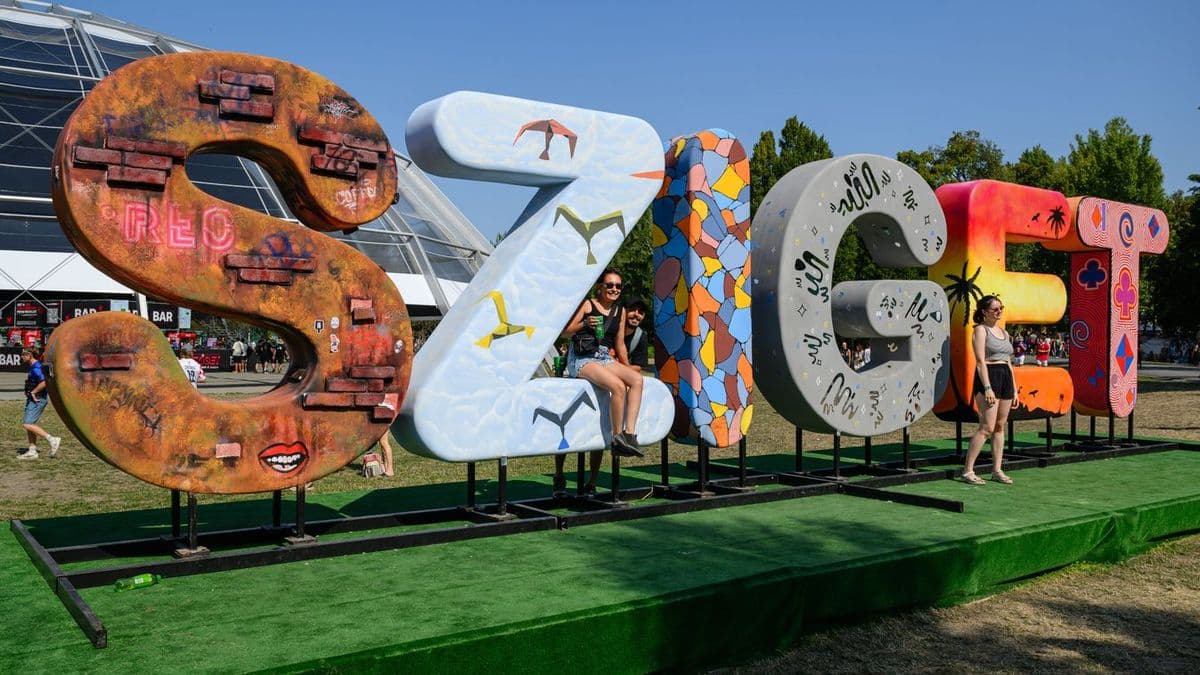 Lezárások és korlátozások: már zajlik a Sziget fesztivál építése
