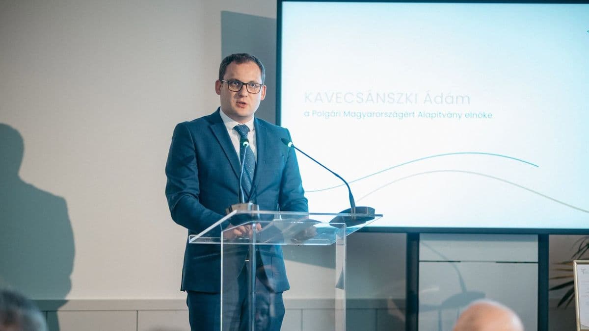 „A szabadság azonban sohasem magától értetődő” – védőhálót kapnak a polgári hátország tagjai