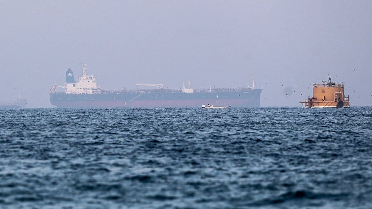 Nyugalomra int a román hatóság, szerintük nem lesz baj a tankerhajó-tűzből