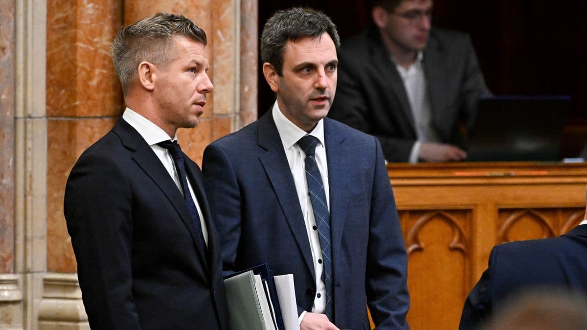 Csökkentené a választói korhatárt Magyar Péter, tiniknek is szavazati jogot adna