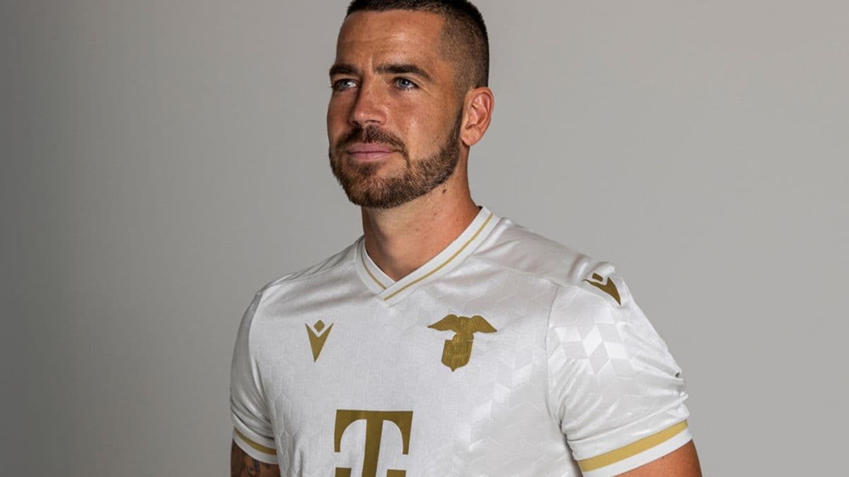 Arany turul: szurkolói ötletből született a Fradi új meze – a Real Madrid ellen debütálhat