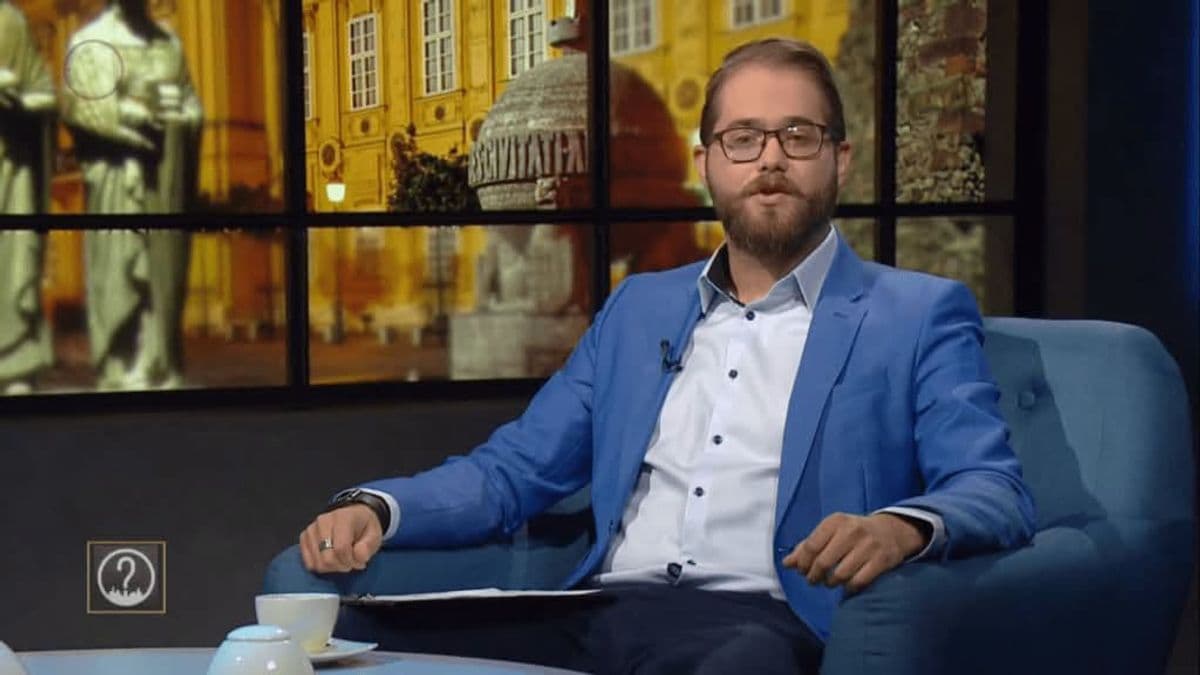 Teljesen természetes, hogy egy ilyen műsor a Tisza és csahosai jelentette szellemi nívón nem maradhat a közmédiában