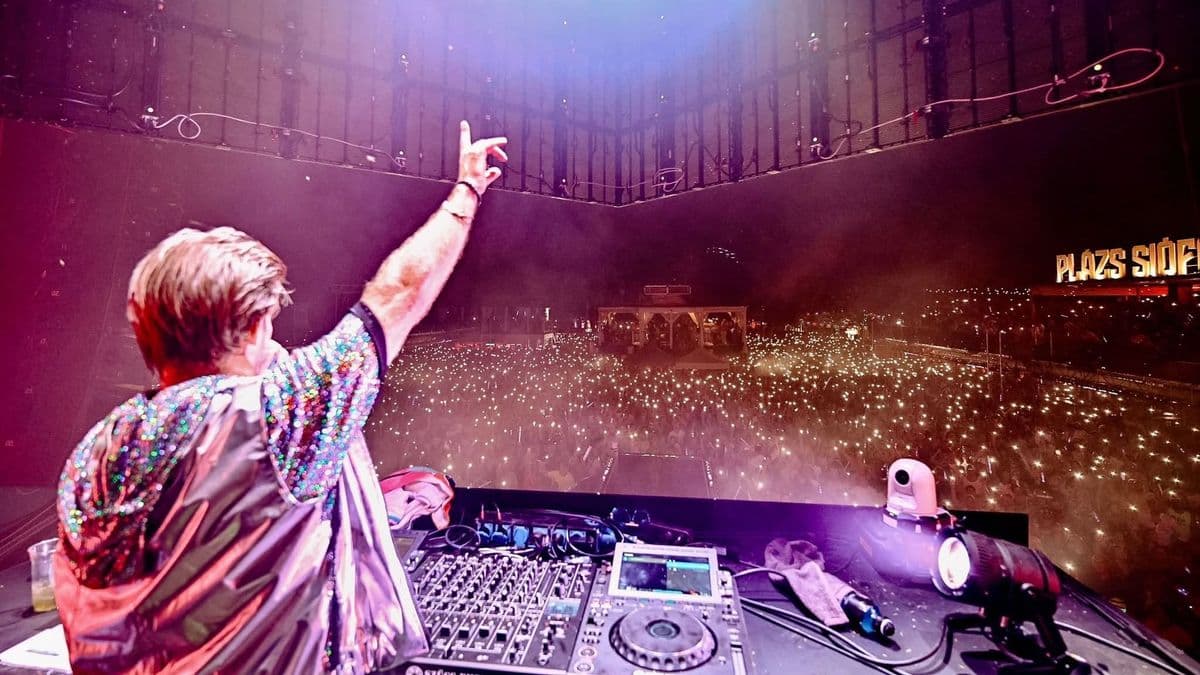 Nem tudnak leállni Siófokon, DJ Oti dupla telt háza után viharban is mulatott a Plázs