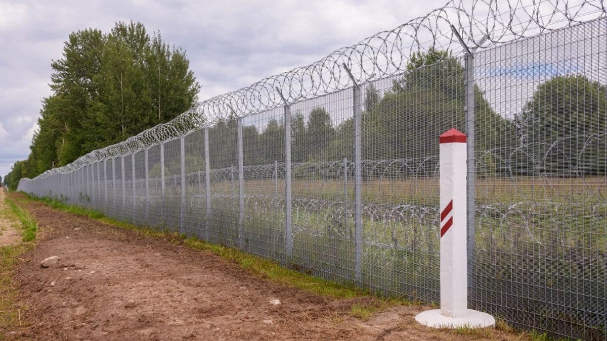 A kerítés sem állította meg őket: alagúton át törtek volna be az EU-ba