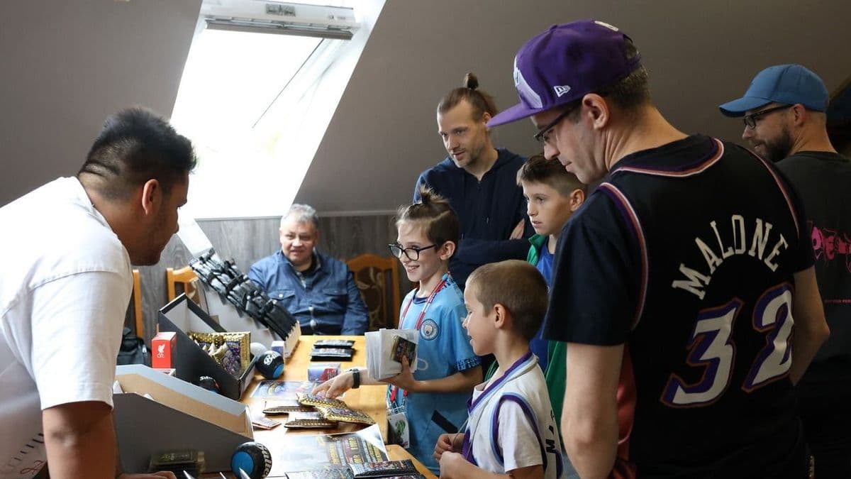 Aláírt, többmilliós értékű Michael Jordan-kártya is felbukkant a kaposvári börzén (GALÉRIA+VIDEÓ)