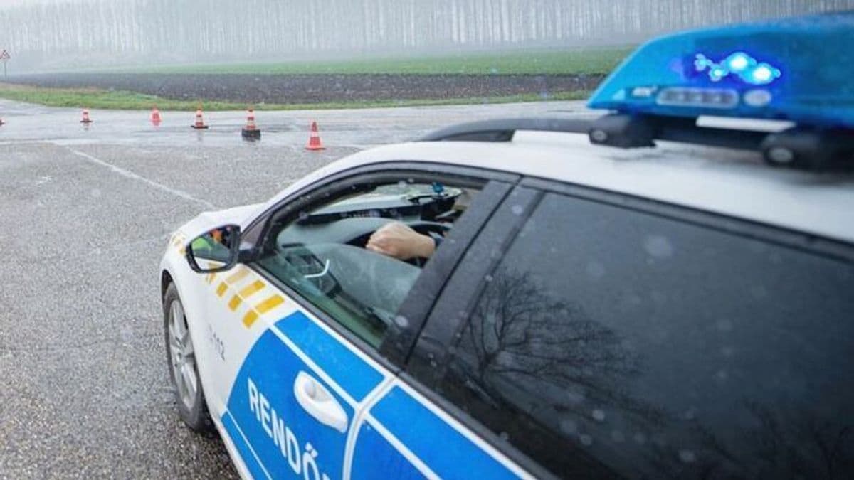 Baleset történt a 86-os főúton