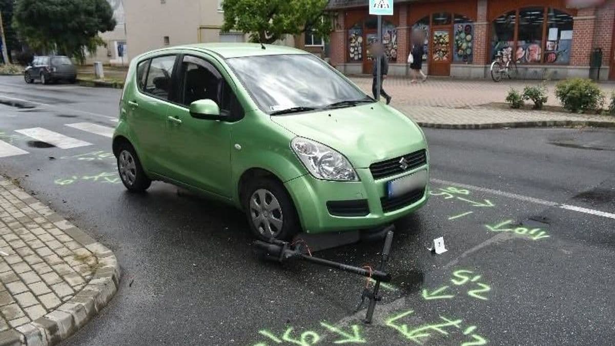 Súlyos rollerbaleset: autó elé hajtott, elgázolták a 13 éves kislányt Zalában