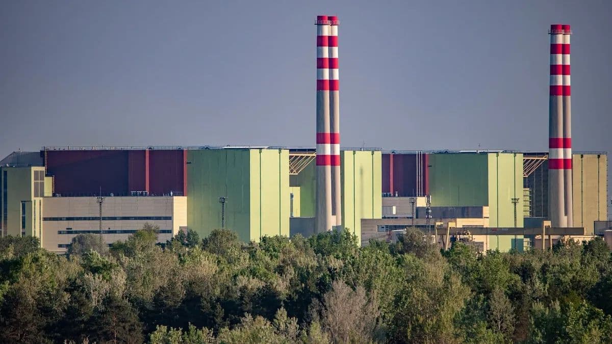 Az extrém hőség próbára teszi a villamosenergia-hálózatot - Térségünk is érintett