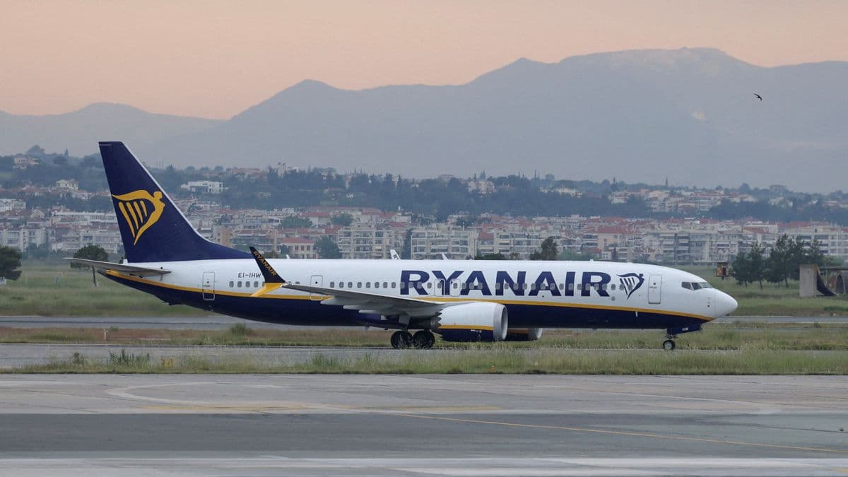 Megtépázta a Ryanair nyereségét az iráni háború – csökkenő jegyárakról panaszkodik a fapados