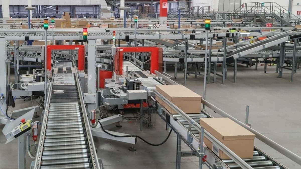 Forrnak az indulatok az egyi legnagyobb magyarországi autóbeszállítónál: nincs tovább, teljesen leállt a gyártás – „válaszra sem méltatnak minket!"