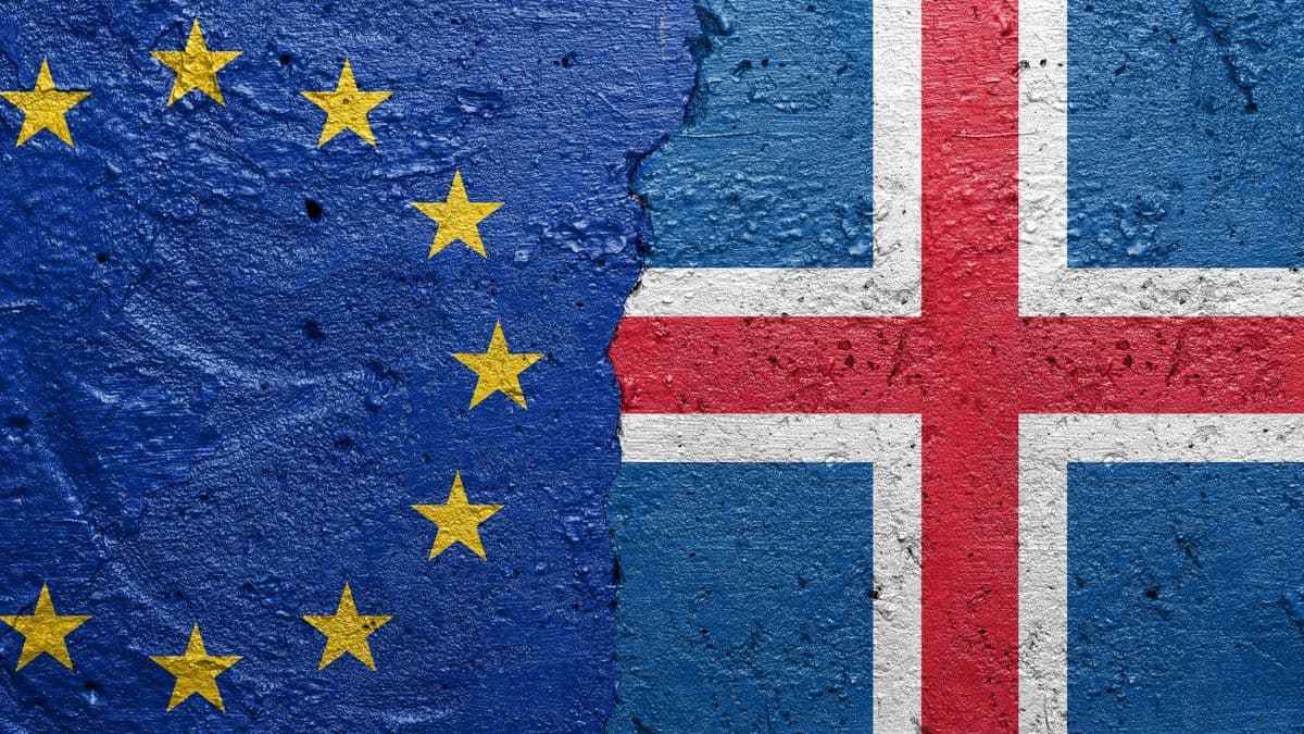 Négy hatalom közül az EU-t válassza-e, erről szavaz egy "gazdátlan" ország – az udvarukban hatalmas a sürgölődés