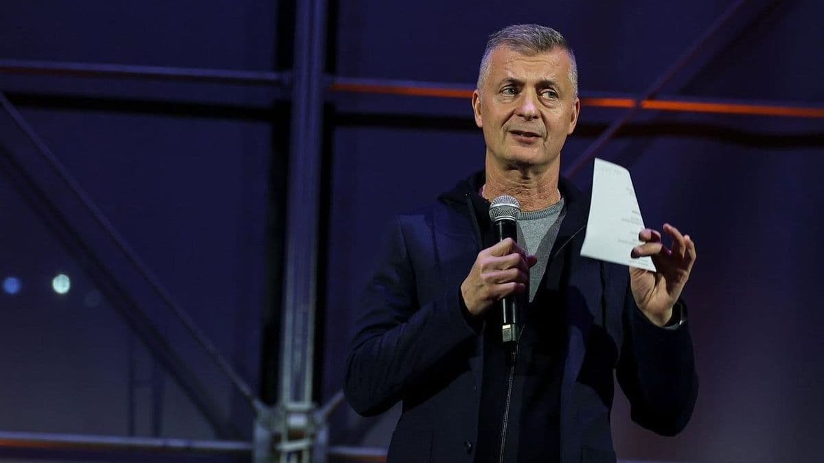 Csattanós üzenet Magyar Péternek az Üllői útról: a Fradi kiállt Kubatov mellett, marad az elnök!