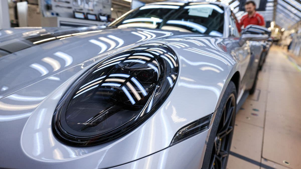 Folytatódik a vérengzés a német autóiparban: újabb ezreket küld el a Porsche – már az évszámot is tudni, hogy meddig maradnak nyitva