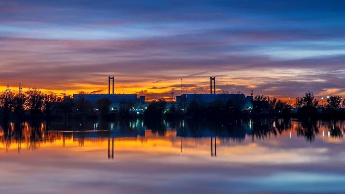 Már csak ez hiányzott a paksi atomerőműnek: megérkezett a vészjósló előrejelzés a Duna vízszintjéről, sokkal rosszabb lesz a helyzet – a következő 10-15 napban nincs remény