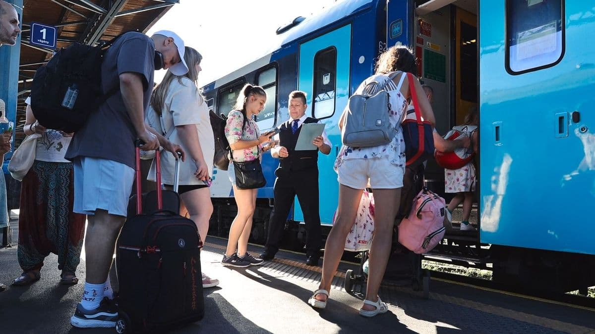 Rendkívüli intézkedést vezetett be a MÁV: rengeteg utast érint a döntés – több száz helyszínen készülnek erre